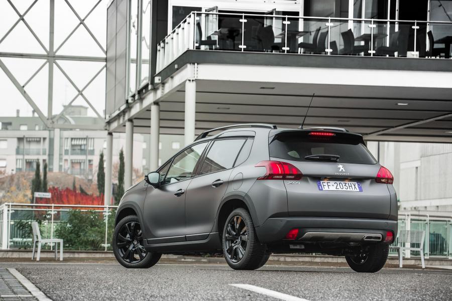  Peugeot 2008 Black Matt 2017 года  (фото 21 из 32)
